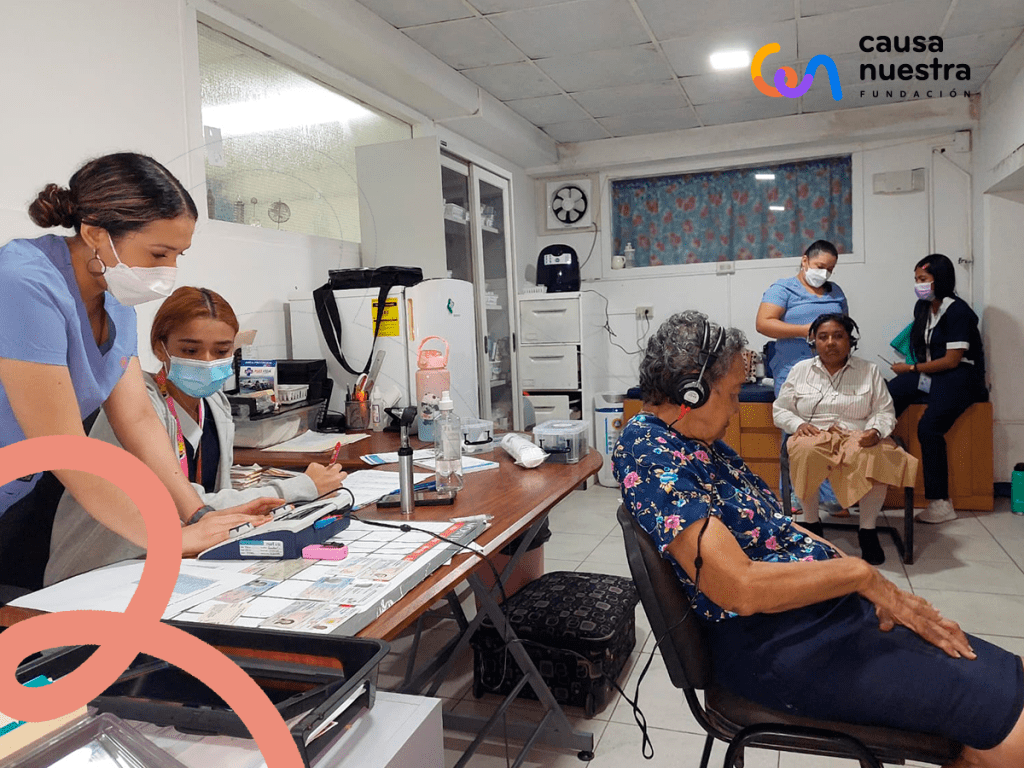 Cuidando el tesoro del sonido: Jornada de Salud Auditiva en colaboración con la Fundación Oir es&nbsp;Vivir